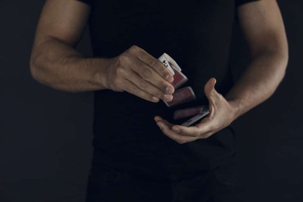 Surprenez vos invités avec un spectacle animé par un magicien close-up pour séminaire à Genève