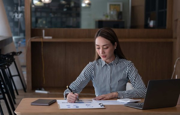 Eclaircissements sur les raisons d'ouvrir un compte bancaire à l'étranger